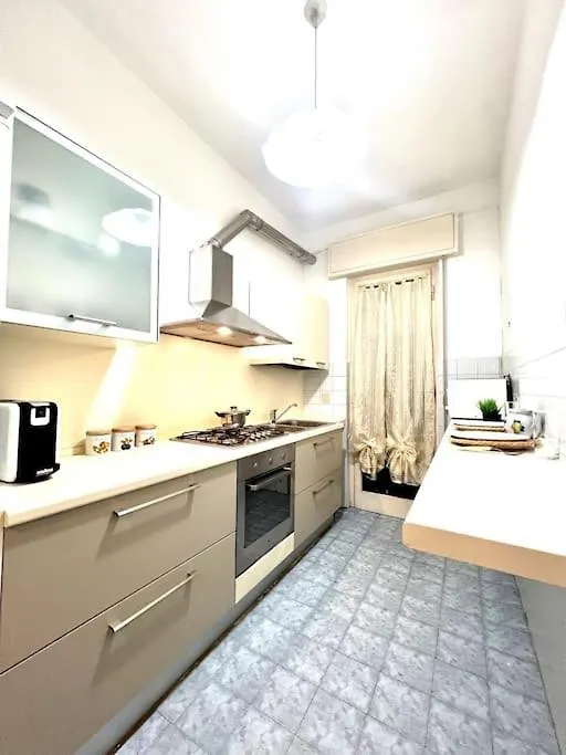 Windrose Sea Breeze Apartment Viareggio 0*,  Italy