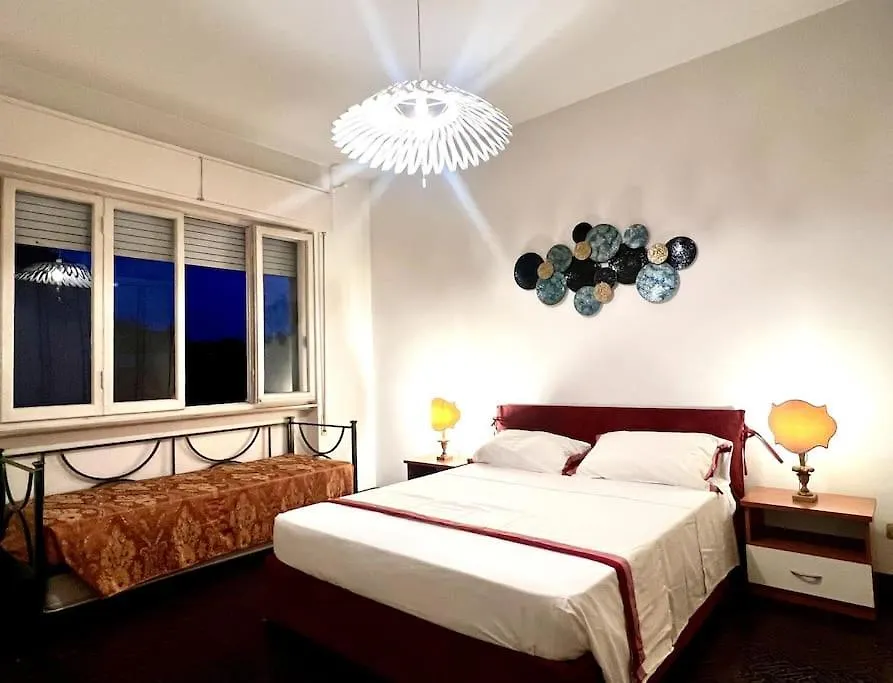 Windrose Sea Breeze Apartment Viareggio 0*,